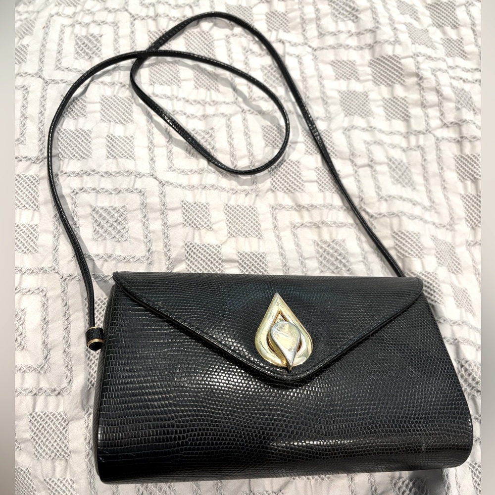 Genuine Vintage Leather Exterior Crossbody Solid-Case Purse w/ Gold Toned Clasp